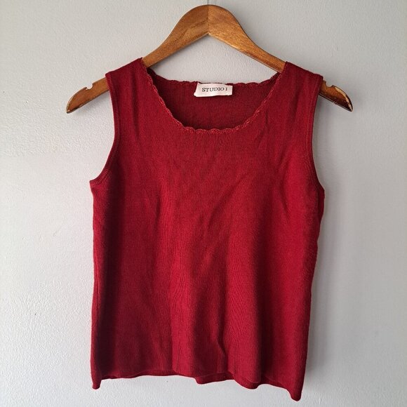 Studio I Women Sleeveless Knit‎ Ribbed Cropp Crochet Neck Burgandy Top Size 10 - Picture 1 of 8